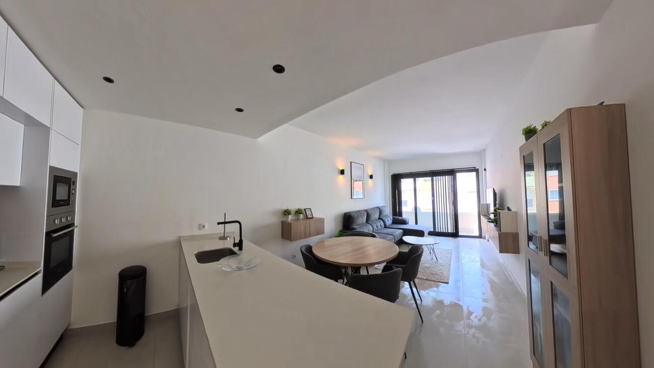 For sale - 2 Bedroom 2 Bathroom Penthouse Penthouse in Torrevieja -  - Alicante