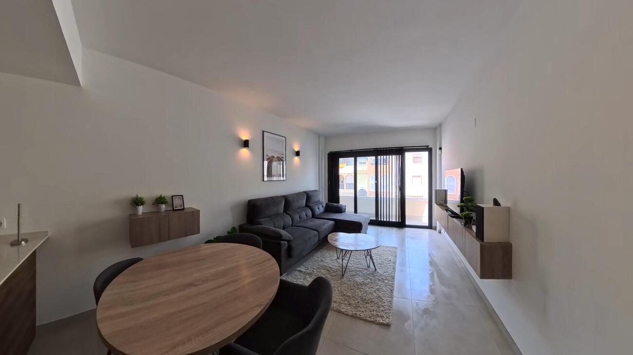 For sale - 2 Bedroom 2 Bathroom Penthouse Penthouse in Torrevieja -  - Alicante