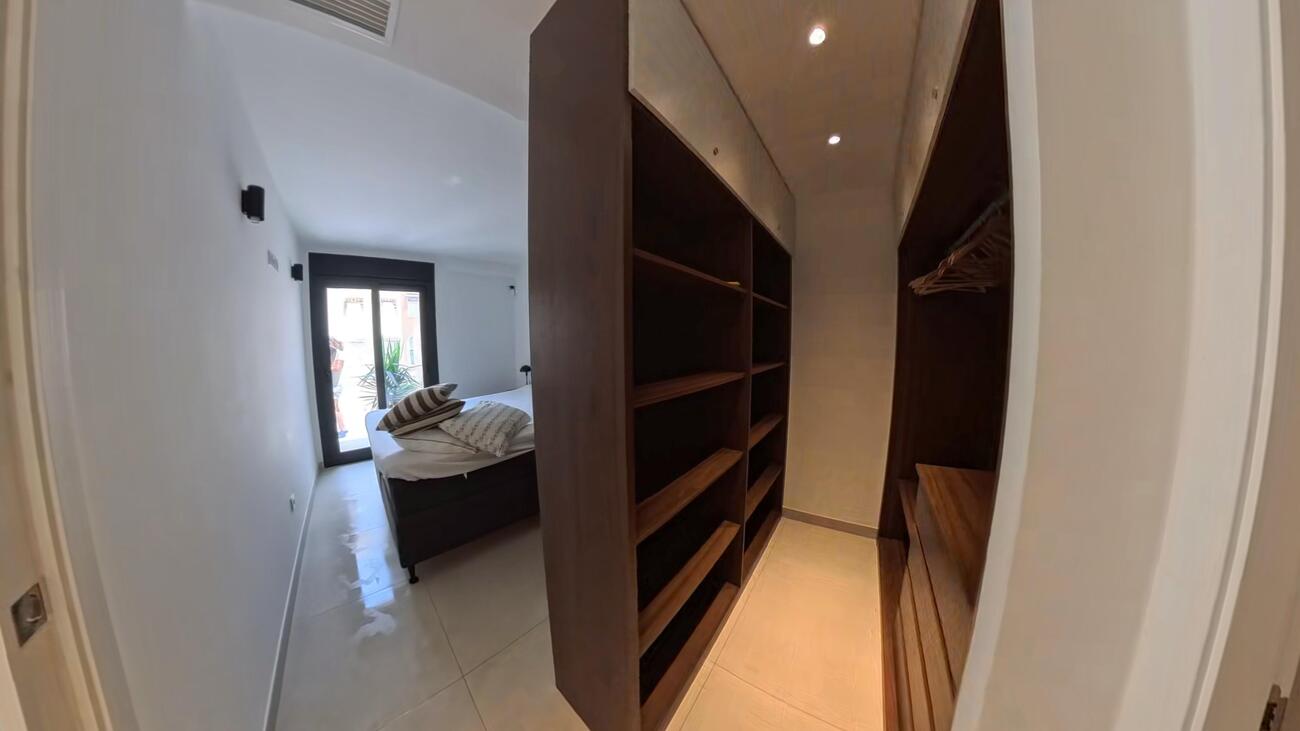 For sale - 2 Bedroom 2 Bathroom Penthouse Penthouse in Torrevieja -  - Alicante