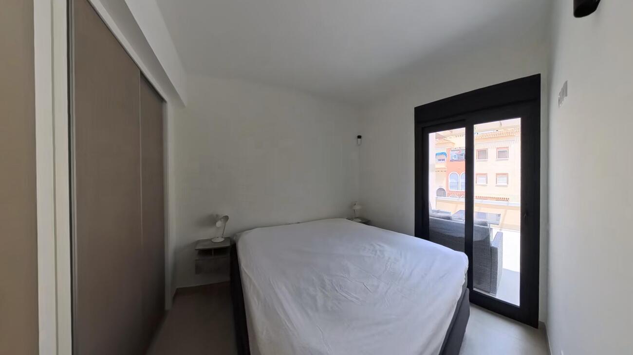 For sale - 2 Bedroom 2 Bathroom Penthouse Penthouse in Torrevieja -  - Alicante