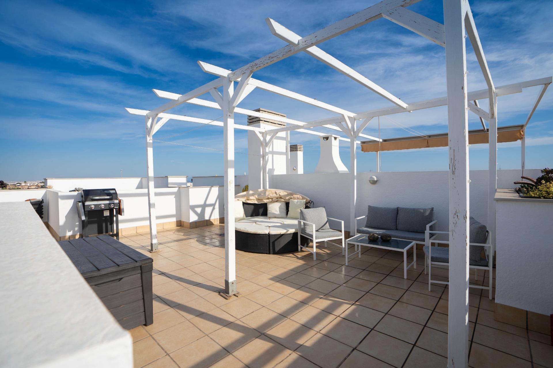 For sale - 2 Bedroom 1 Bathroom Apartment in Orihuela Costa - Rocio Del Mar  - Alicante