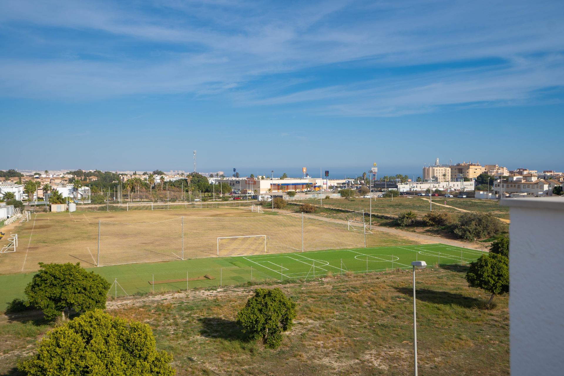 For sale - 2 Bedroom 1 Bathroom Apartment in Orihuela Costa - Rocio Del Mar  - Alicante
