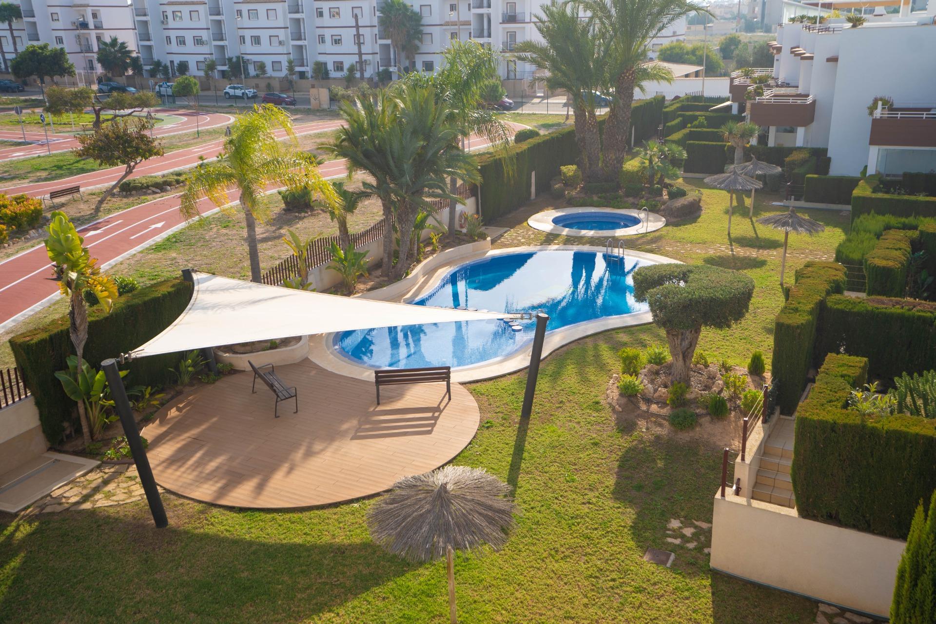For sale - 2 Bedroom 1 Bathroom Apartment in Orihuela Costa - Rocio Del Mar  - Alicante