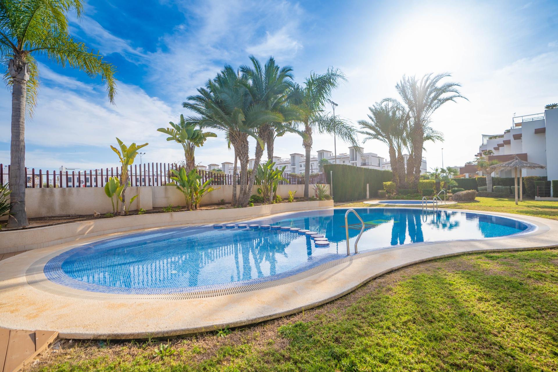 For sale - 2 Bedroom 1 Bathroom Apartment in Orihuela Costa - Rocio Del Mar  - Alicante