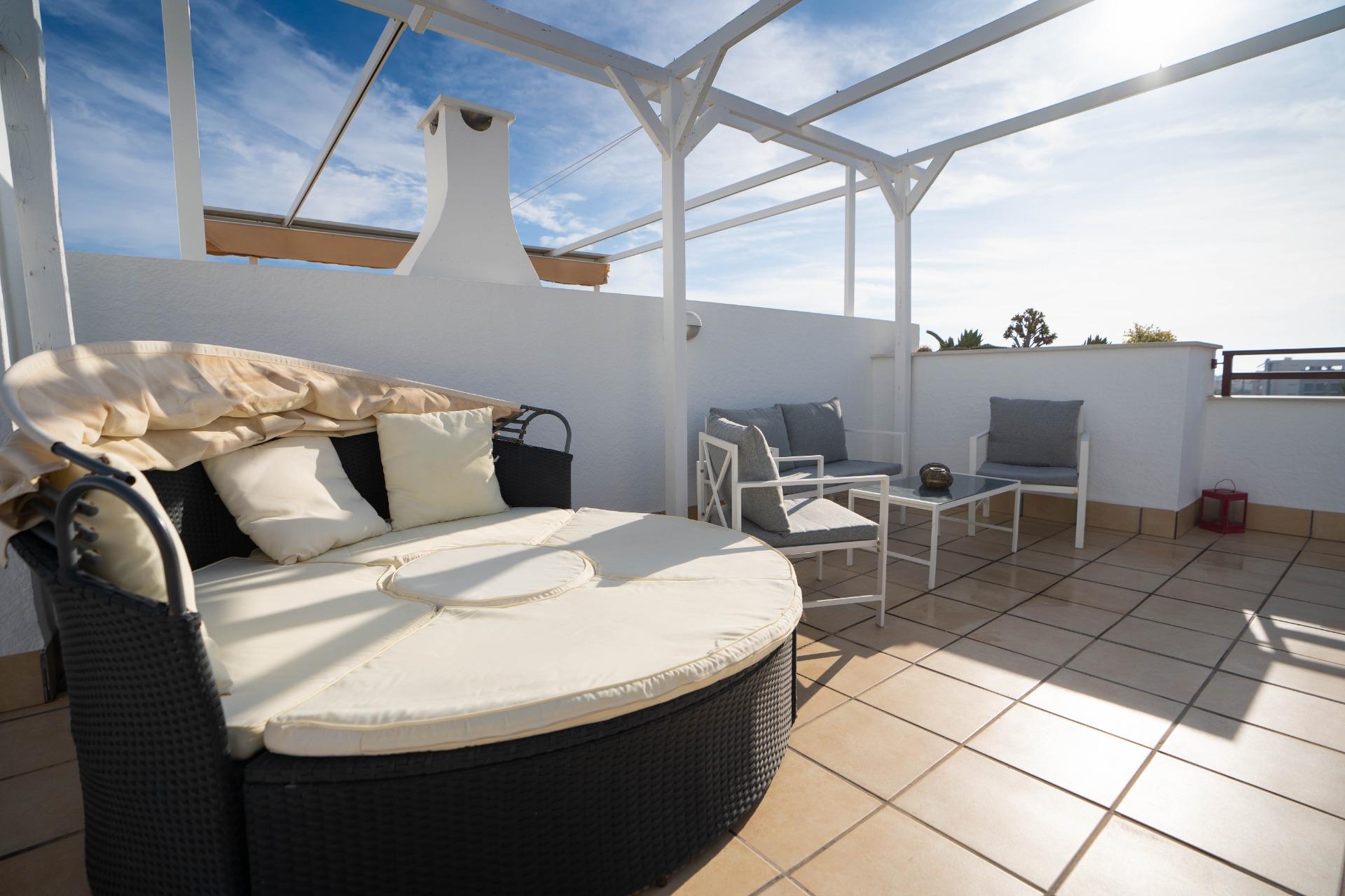 For sale - 2 Bedroom 1 Bathroom Apartment in Orihuela Costa - Rocio Del Mar  - Alicante