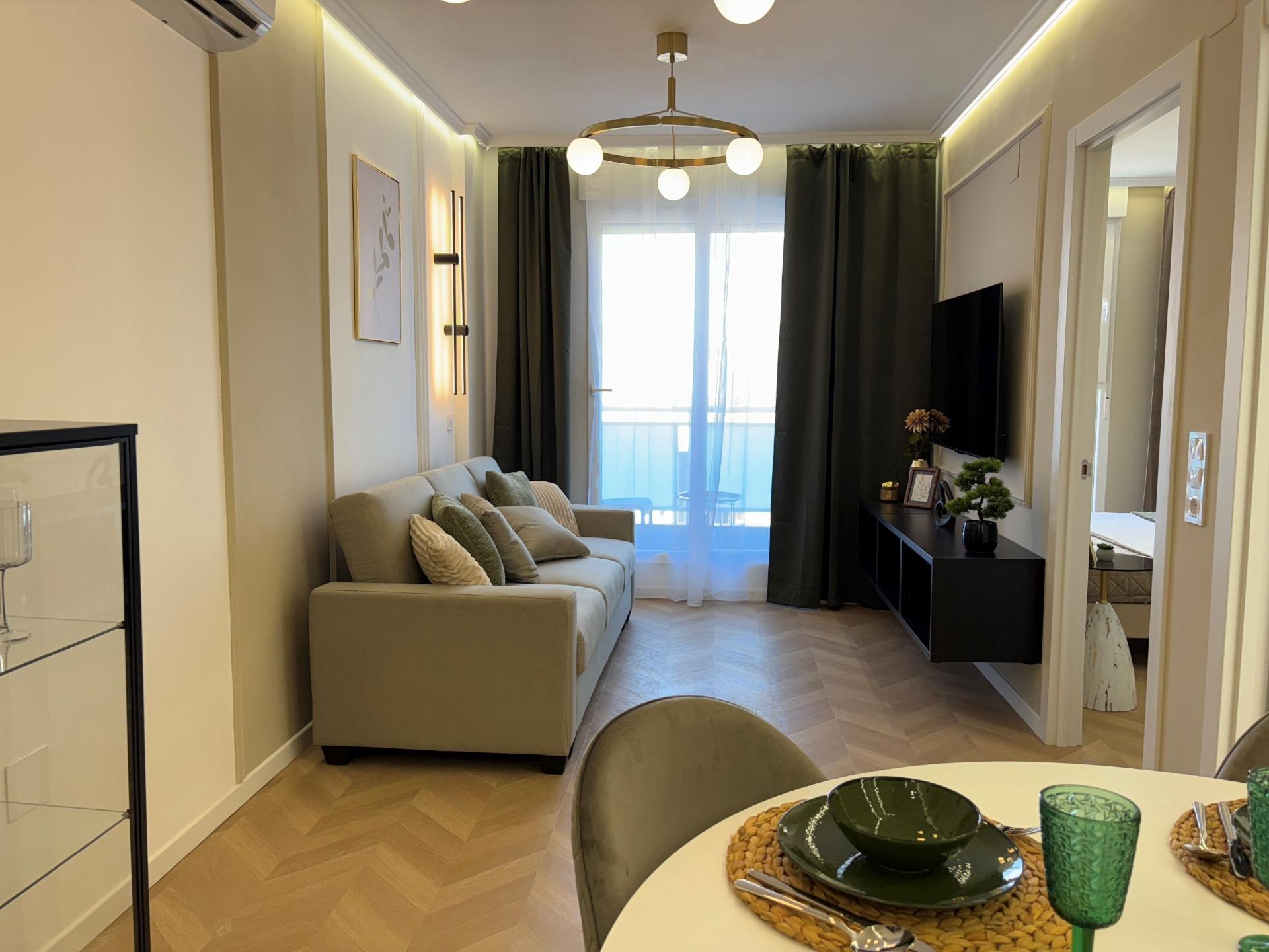 For sale - 2 Bedroom 1 Bathroom Apartment in Torrevieja - Playa Del Cura  - Alicante