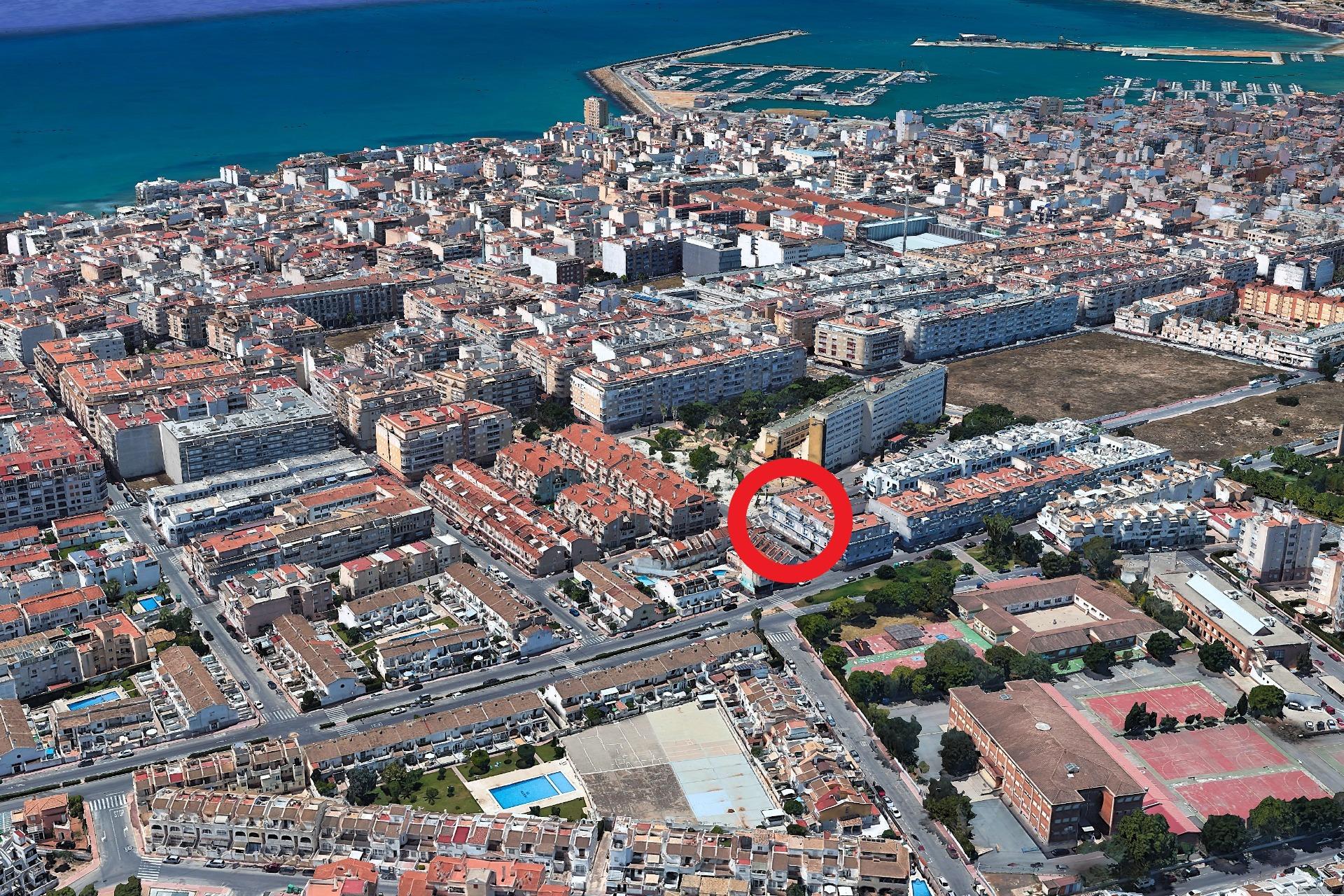 For sale - 2 Bedroom 1 Bathroom Apartment in Torrevieja - Playa Del Cura  - Alicante