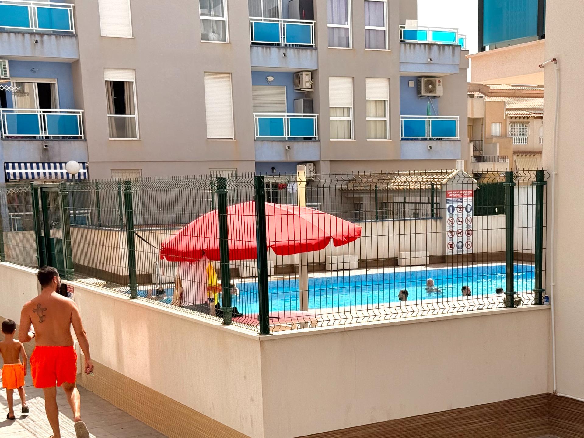 For sale - 2 Bedroom 1 Bathroom Apartment in Torrevieja - Estacion De Autobuses  - Alicante