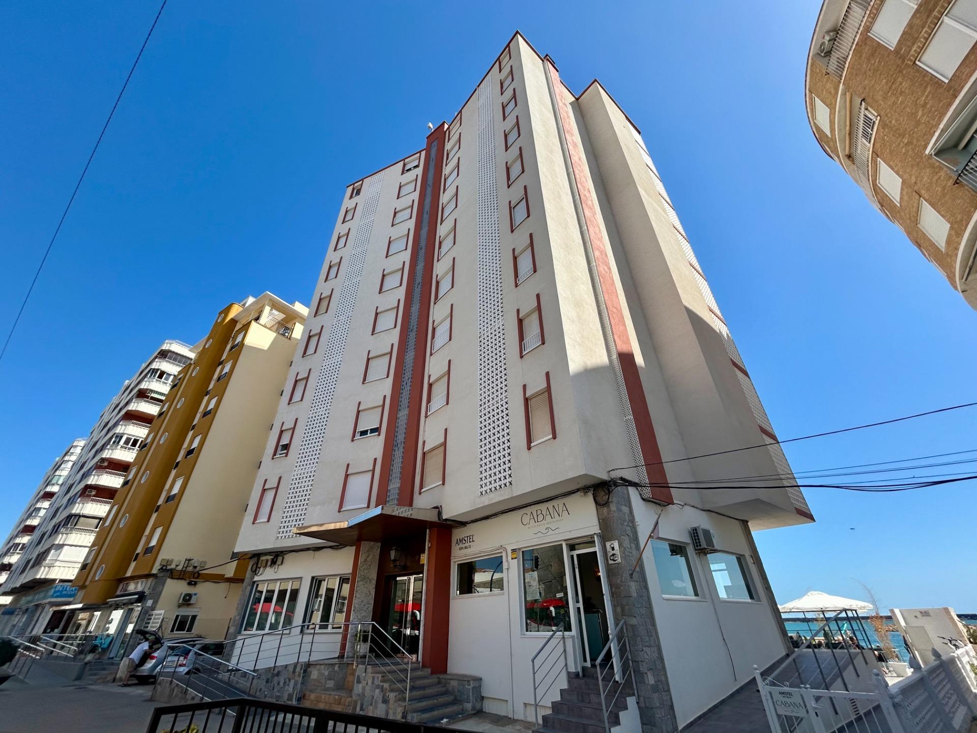 For sale - 2 Bedroom 2 Bathroom Apartment in Torrevieja - Acequion  - Alicante
