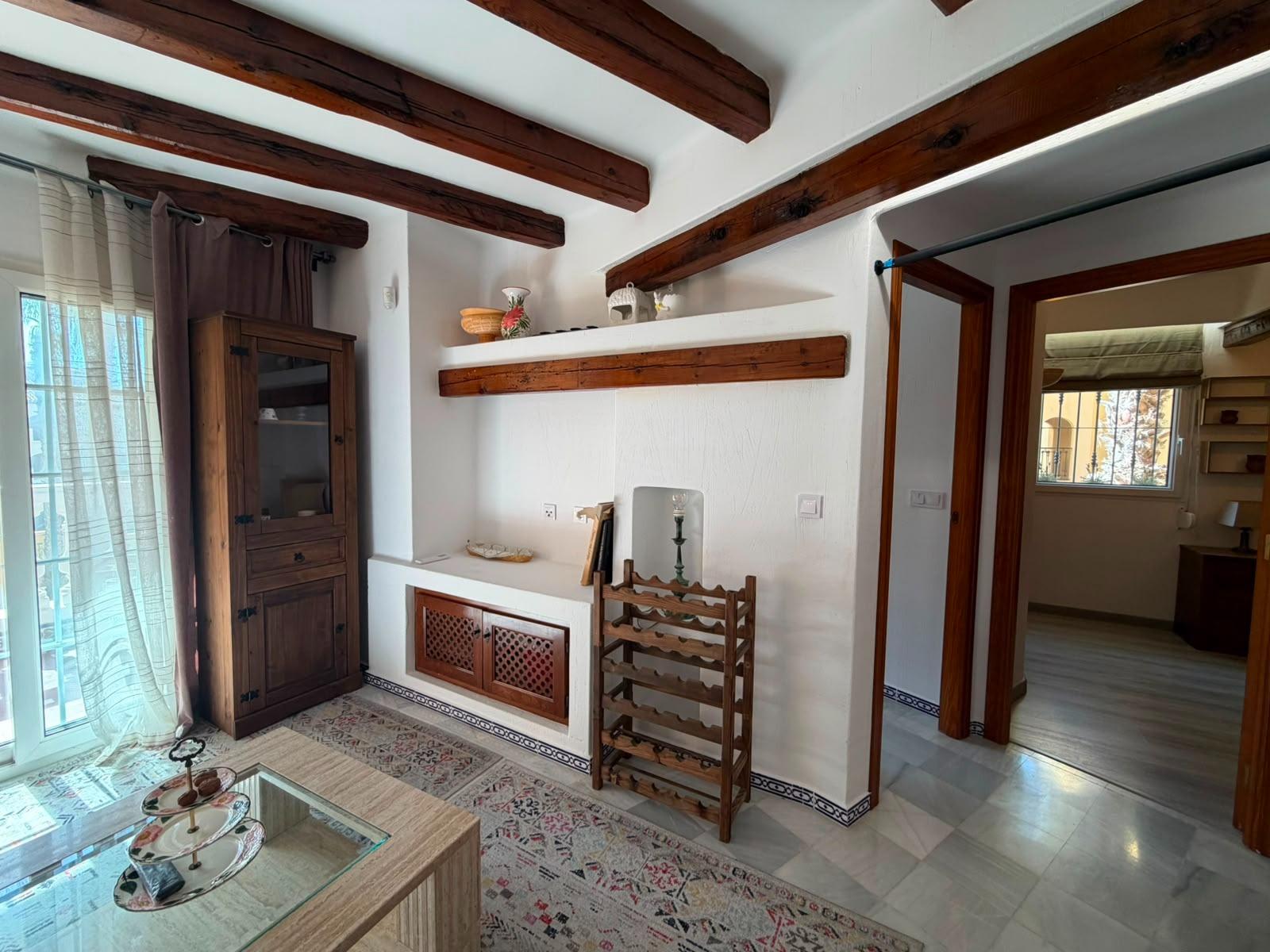 For sale - 3 Bedroom 2 Bathroom Apartment in Torrevieja - Aldea Del Mar  - Alicante