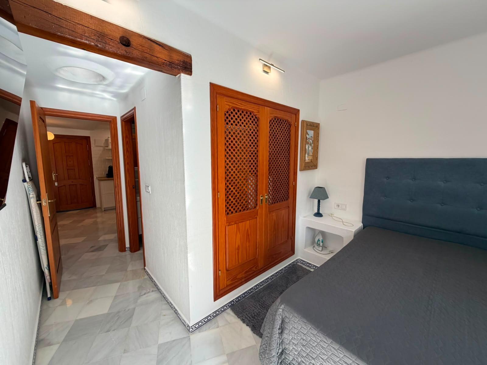 For sale - 3 Bedroom 2 Bathroom Apartment in Torrevieja - Aldea Del Mar  - Alicante