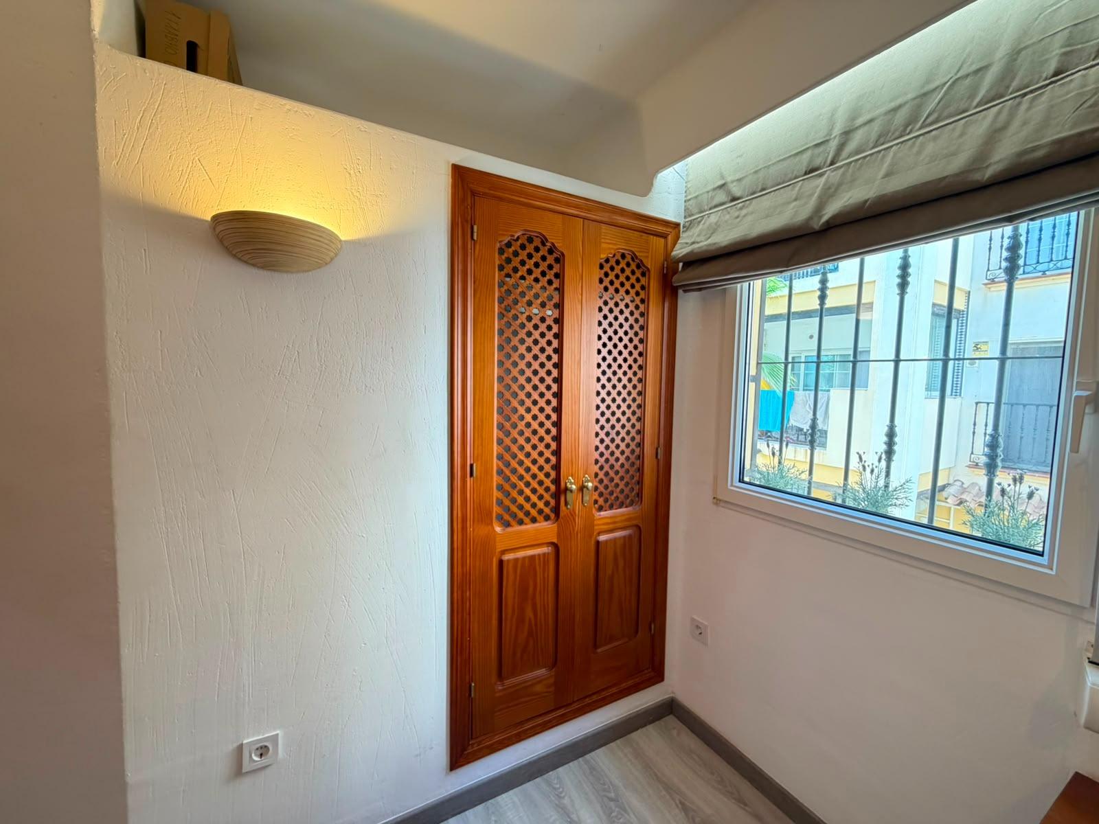 For sale - 3 Bedroom 2 Bathroom Apartment in Torrevieja - Aldea Del Mar  - Alicante