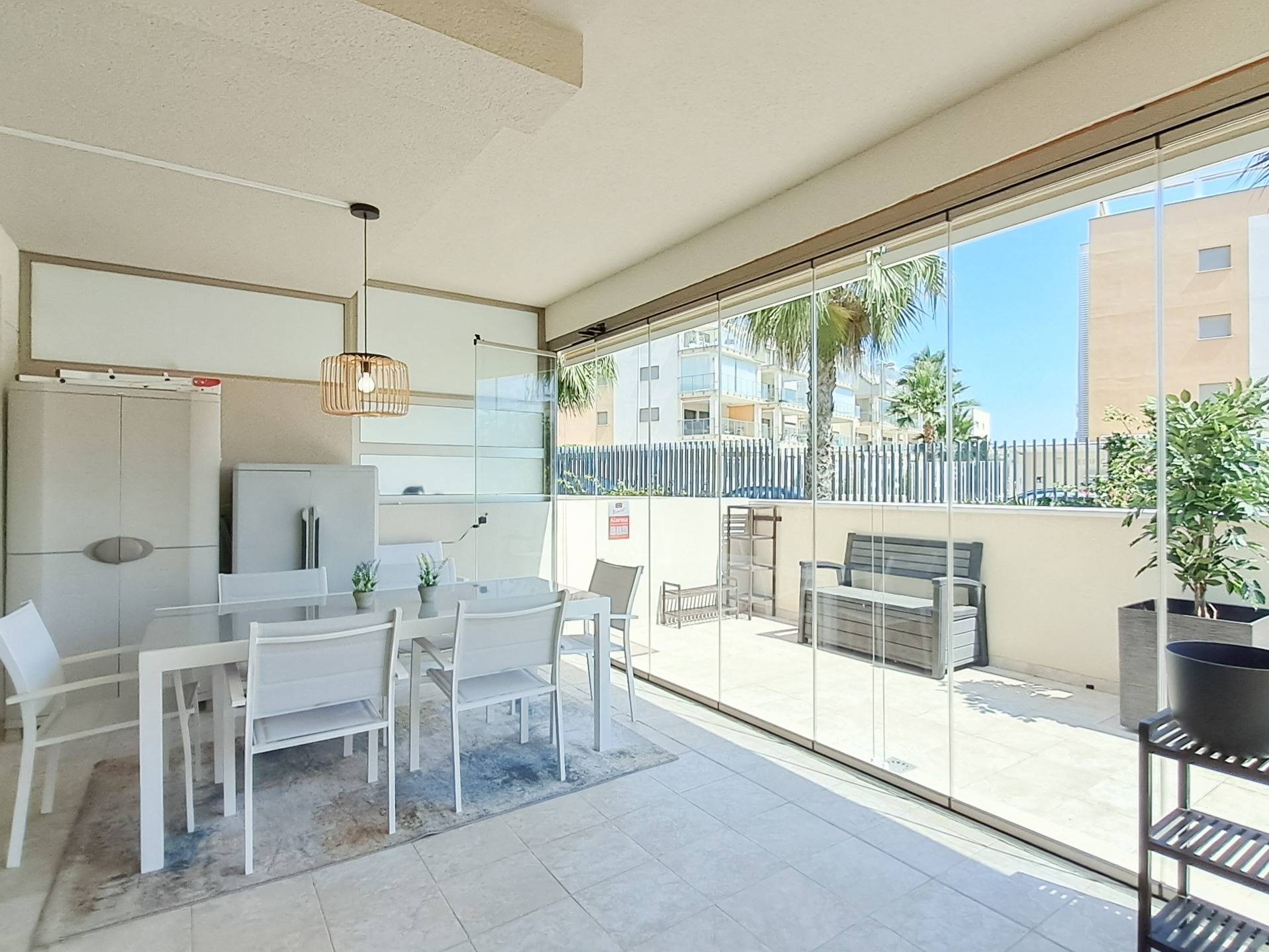 For sale - 3 Bedroom 2 Bathroom Apartment in Orihuela Costa - Los Dolses  - Alicante