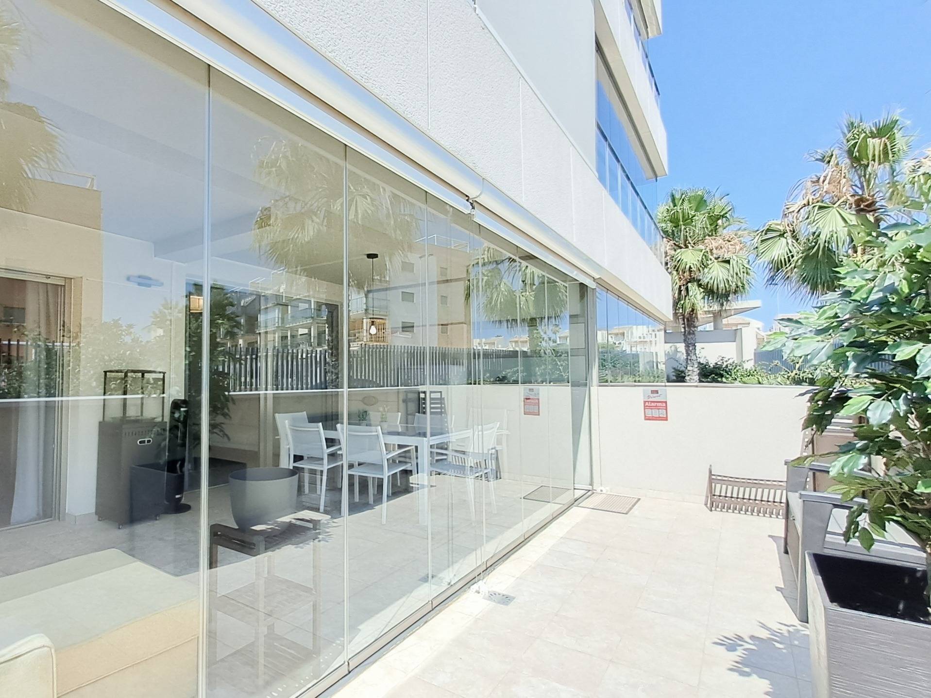 For sale - 3 Bedroom 2 Bathroom Apartment in Orihuela Costa - Los Dolses  - Alicante