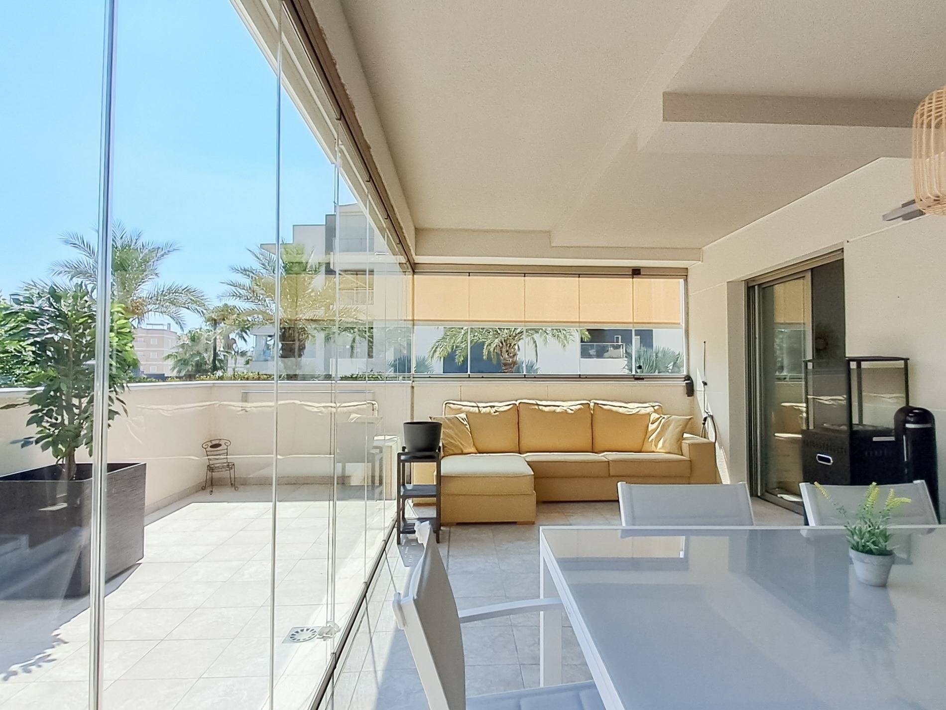 For sale - 3 Bedroom 2 Bathroom Apartment in Orihuela Costa - Los Dolses  - Alicante