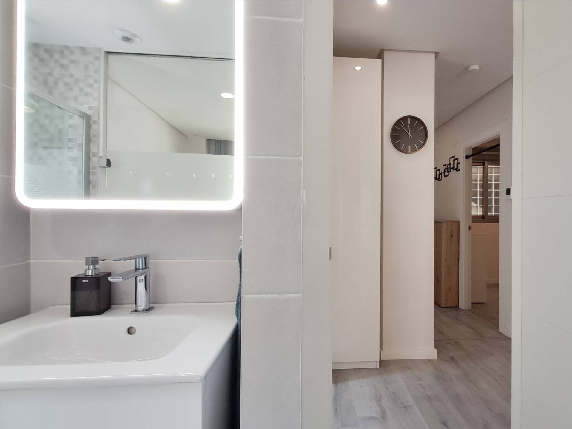 For sale - 3 Bedroom 2 Bathroom Apartment in Orihuela Costa - Los Dolses  - Alicante