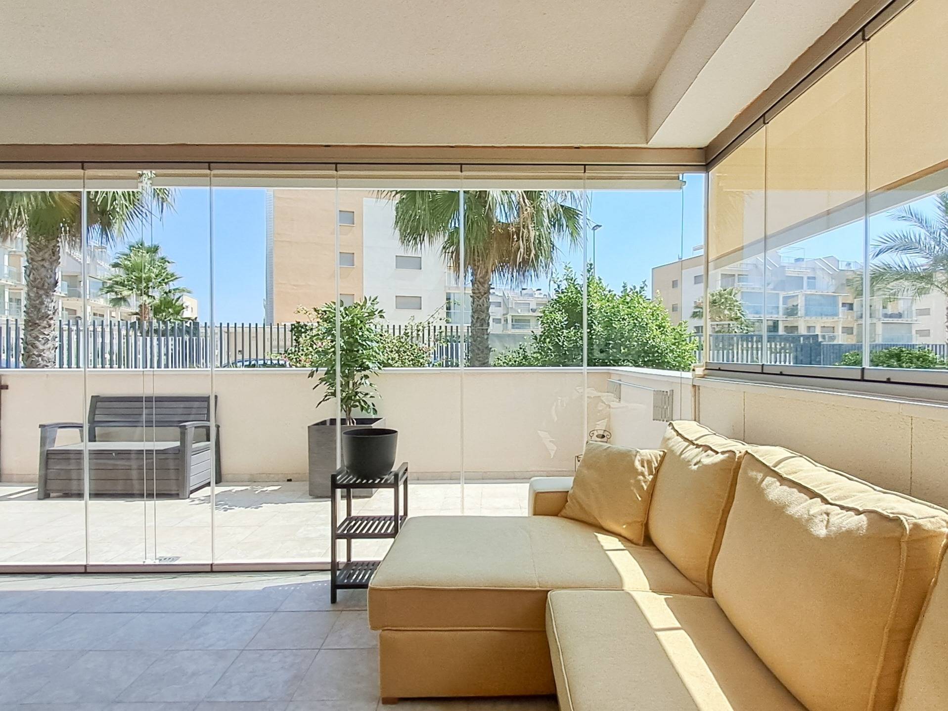 For sale - 3 Bedroom 2 Bathroom Apartment in Orihuela Costa - Los Dolses  - Alicante