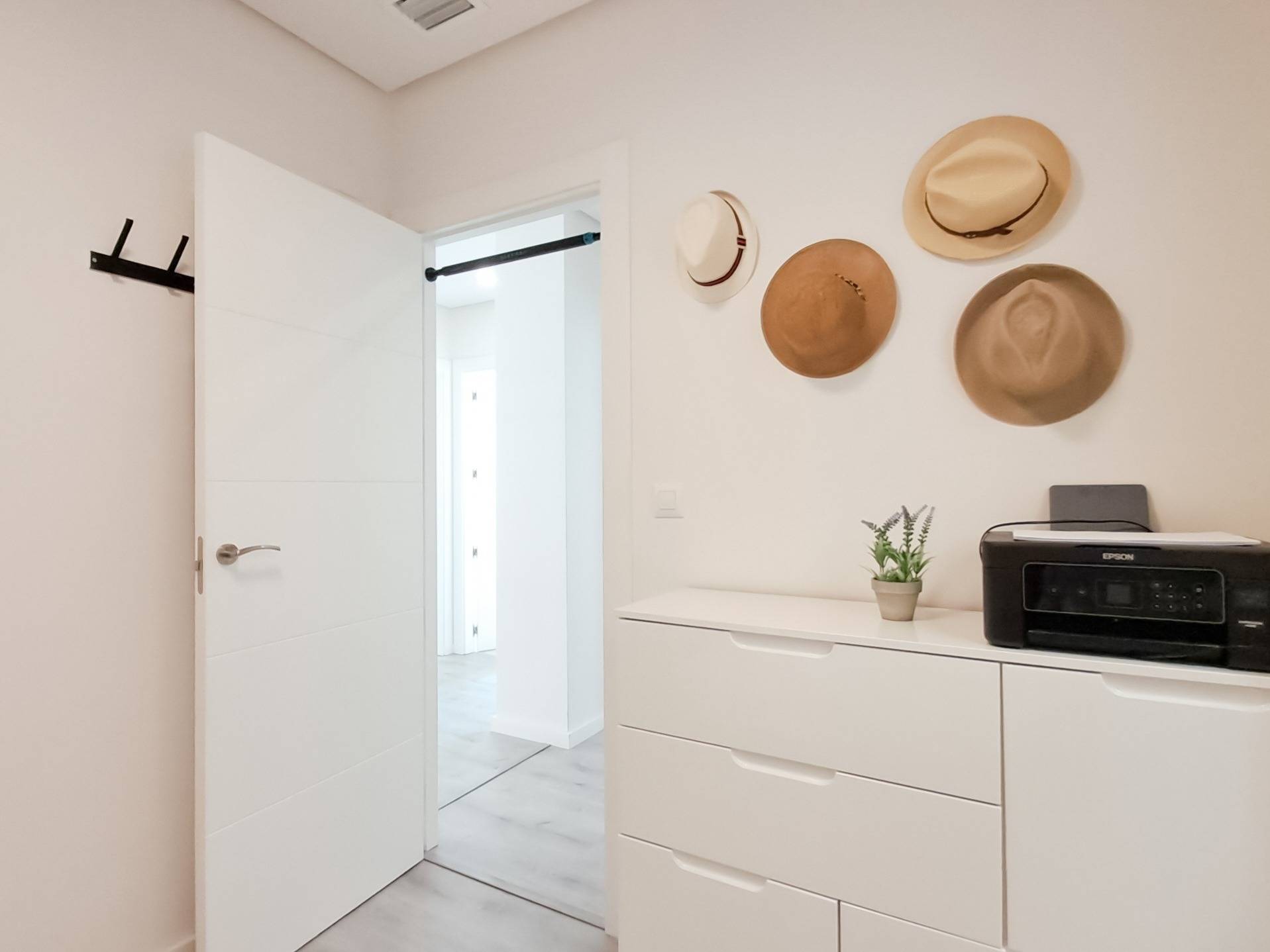 For sale - 3 Bedroom 2 Bathroom Apartment in Orihuela Costa - Los Dolses  - Alicante