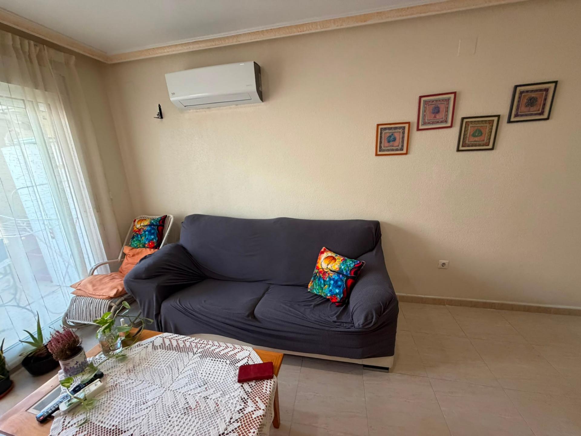 For sale - 2 Bedroom 1 Bathroom Apartment in Torrevieja - Estacion De Autobuses  - Alicante