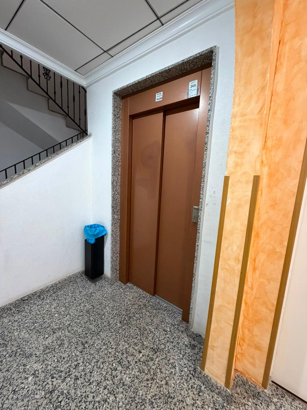 For sale - 2 Bedroom 1 Bathroom Apartment in Torrevieja - Estacion De Autobuses  - Alicante