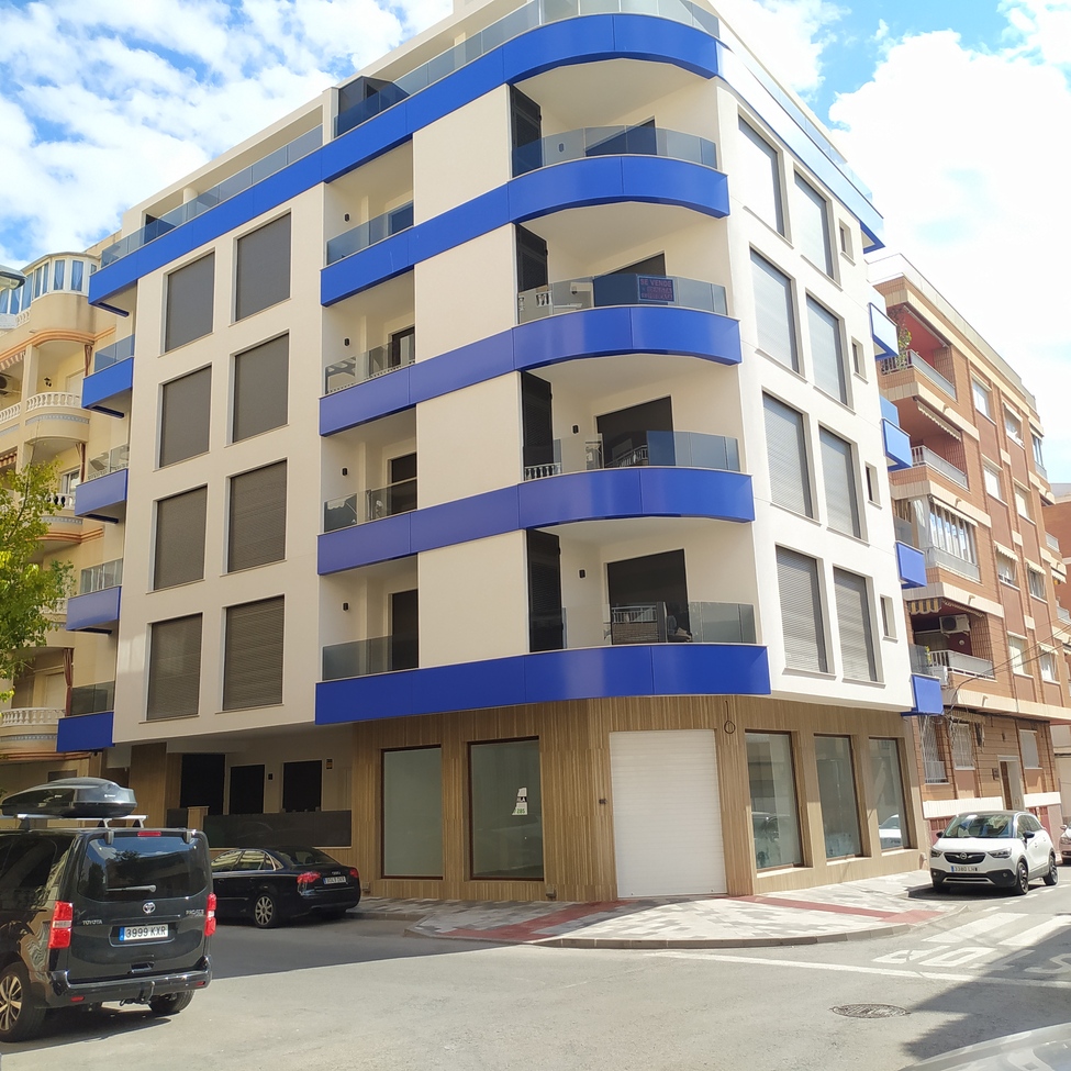 For sale - 2 Bedroom 2 Bathroom Apartment in Torrevieja - CENTRE PLAYA DEL CURA LAS PISCINAS  - Alicante