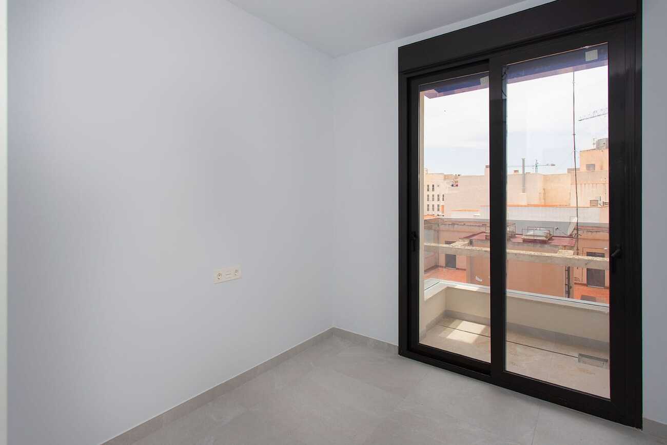 For sale - 2 Bedroom 2 Bathroom Apartment in Torrevieja - CENTRE PLAYA DEL CURA LAS PISCINAS  - Alicante
