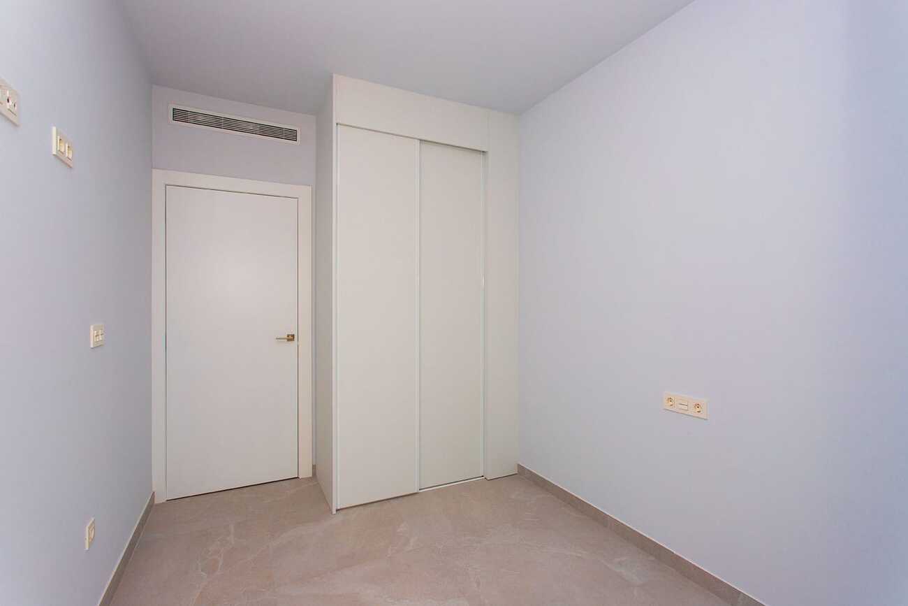 For sale - 2 Bedroom 2 Bathroom Apartment in Torrevieja - CENTRE PLAYA DEL CURA LAS PISCINAS  - Alicante