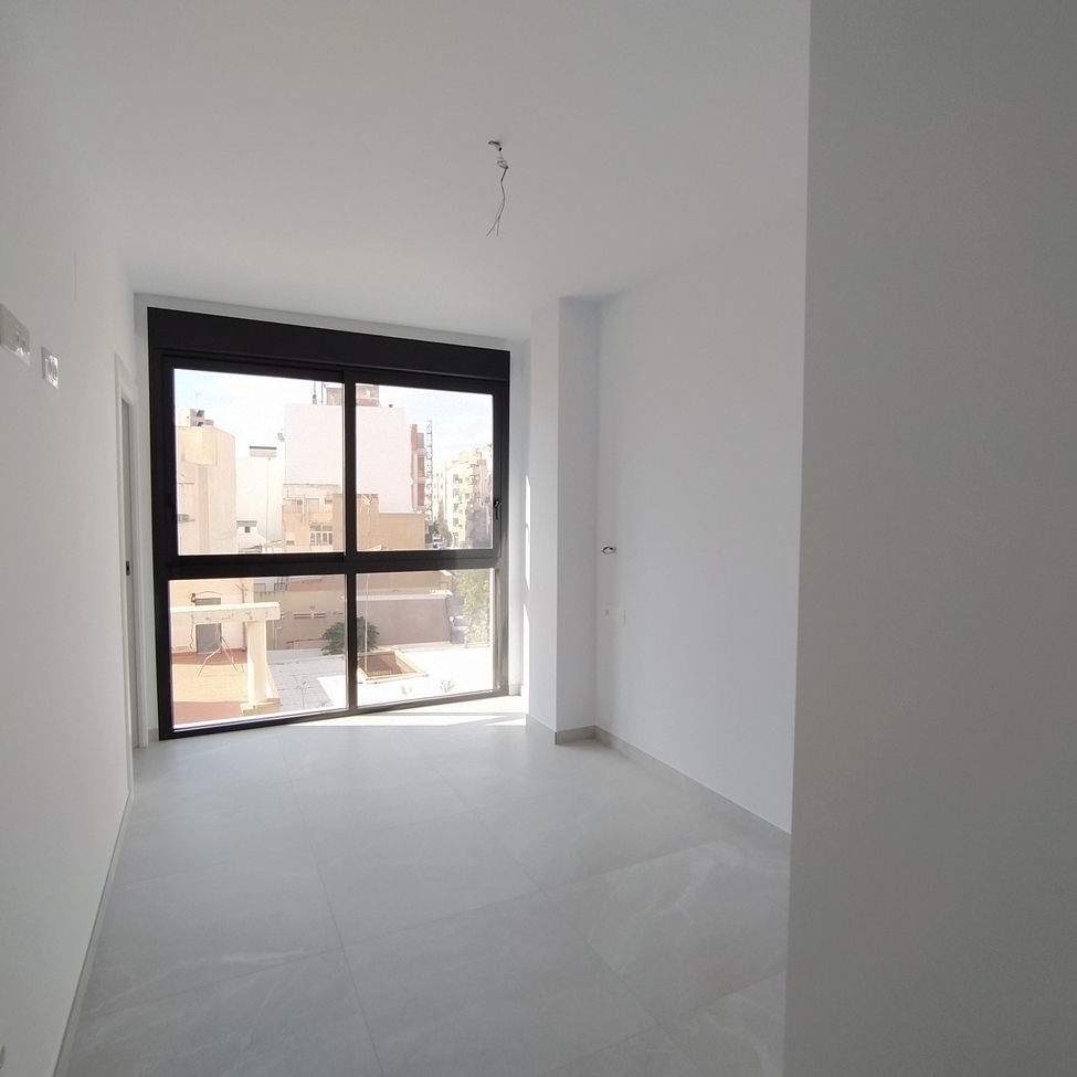 For sale - 2 Bedroom 2 Bathroom Apartment in Torrevieja - CENTRE PLAYA DEL CURA LAS PISCINAS  - Alicante