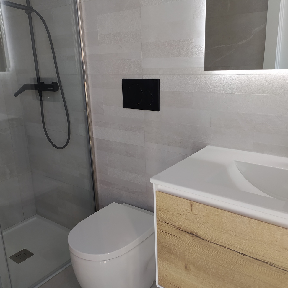 For sale - 2 Bedroom 2 Bathroom Apartment in Torrevieja - CENTRE PLAYA DEL CURA LAS PISCINAS  - Alicante