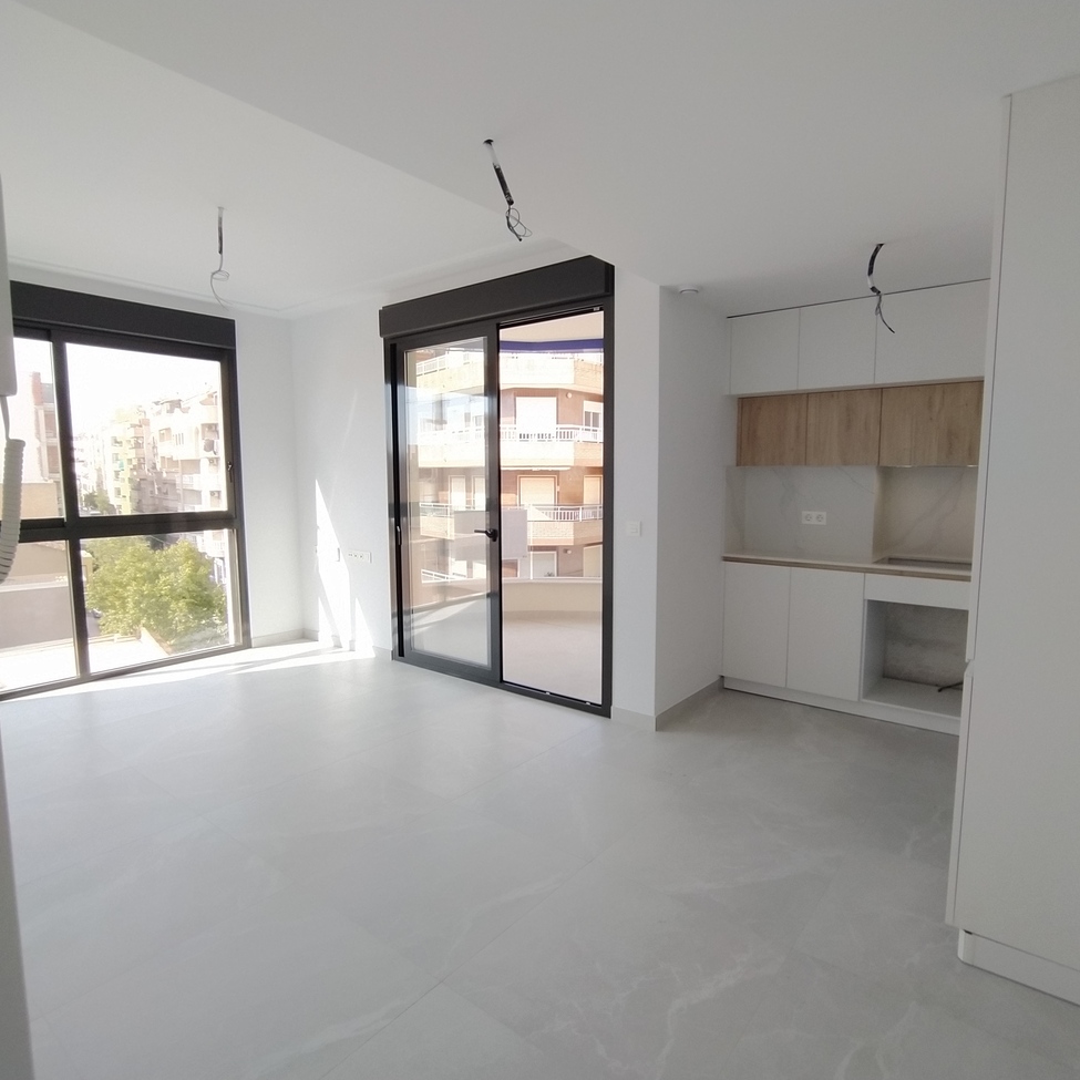 For sale - 2 Bedroom 2 Bathroom Apartment in Torrevieja - CENTRE PLAYA DEL CURA LAS PISCINAS  - Alicante