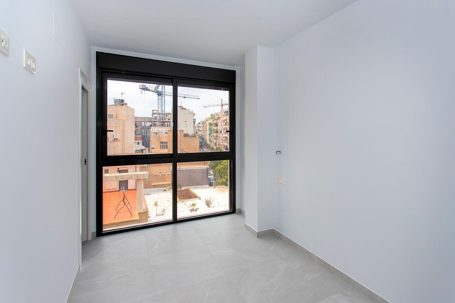 For sale - 2 Bedroom 2 Bathroom Apartment in Torrevieja - Playa Del Cura  - Alicante