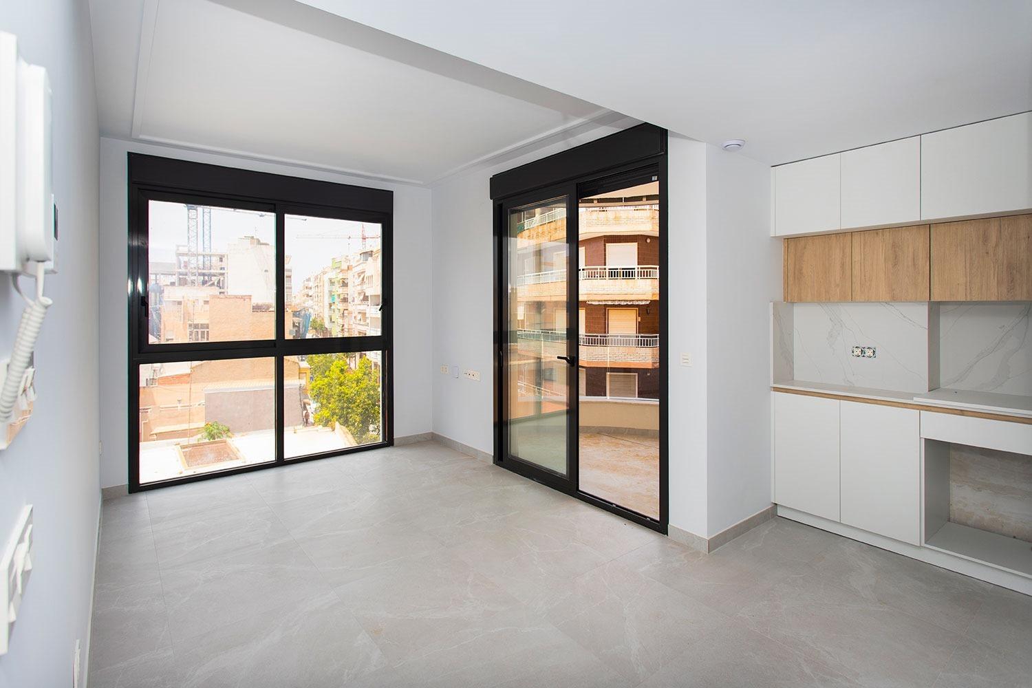 For sale - 2 Bedroom 2 Bathroom Apartment in Torrevieja - Playa Del Cura  - Alicante