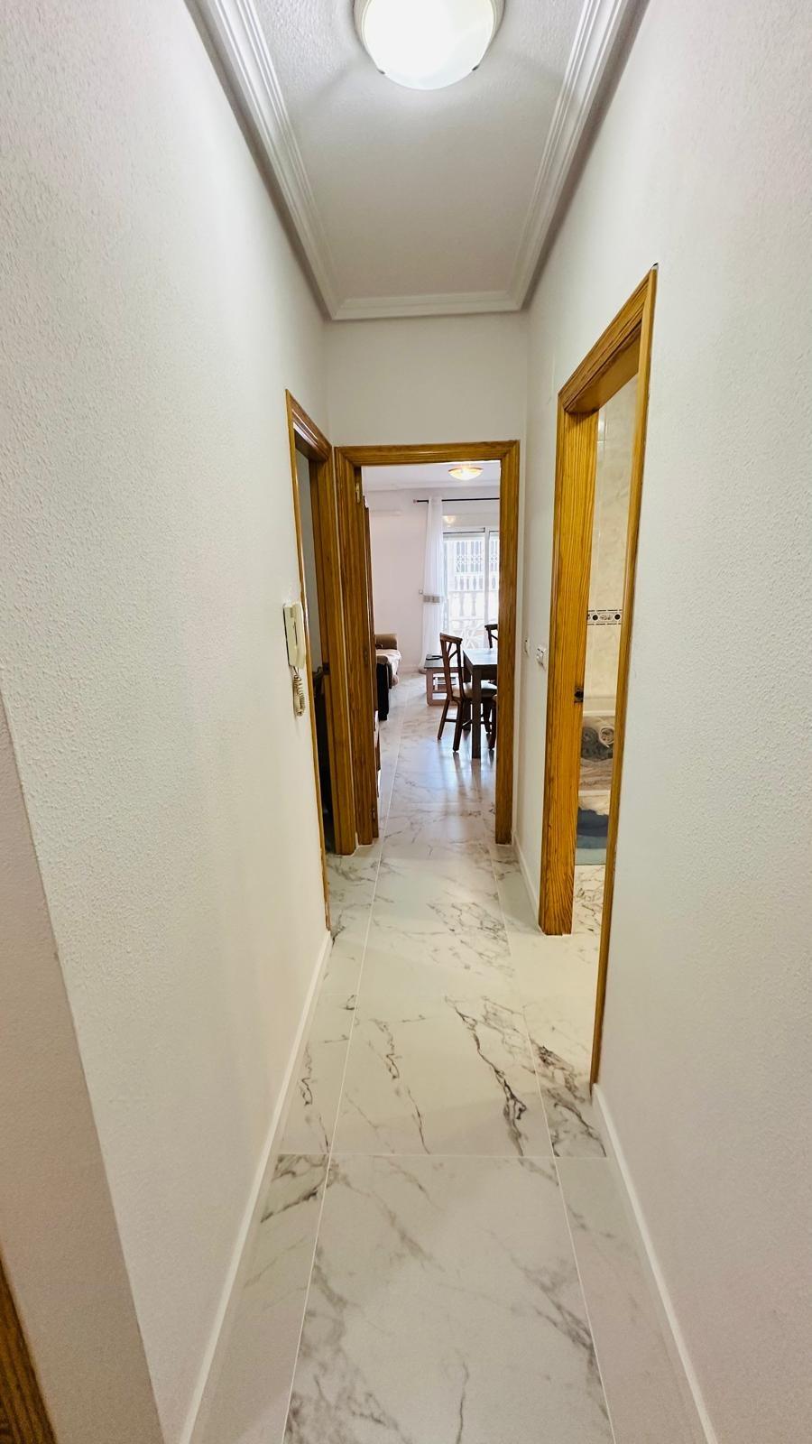 For sale - 2 Bedroom 1 Bathroom Apartment in Torrevieja - Acequion  - Alicante