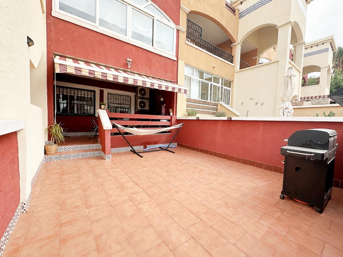 For sale - 2 Bedroom 2 Bathroom Bungalow in Orihuela Costa - Los Altos  - Alicante