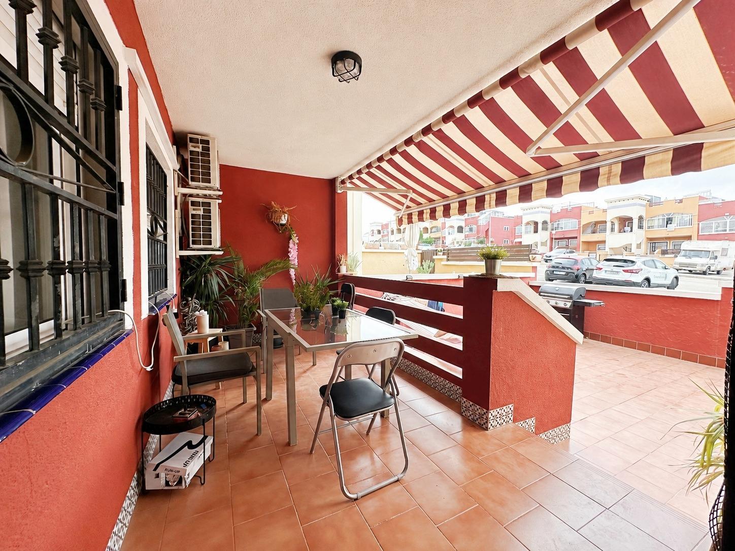 For sale - 2 Bedroom 2 Bathroom Bungalow in Orihuela Costa - Los Altos  - Alicante