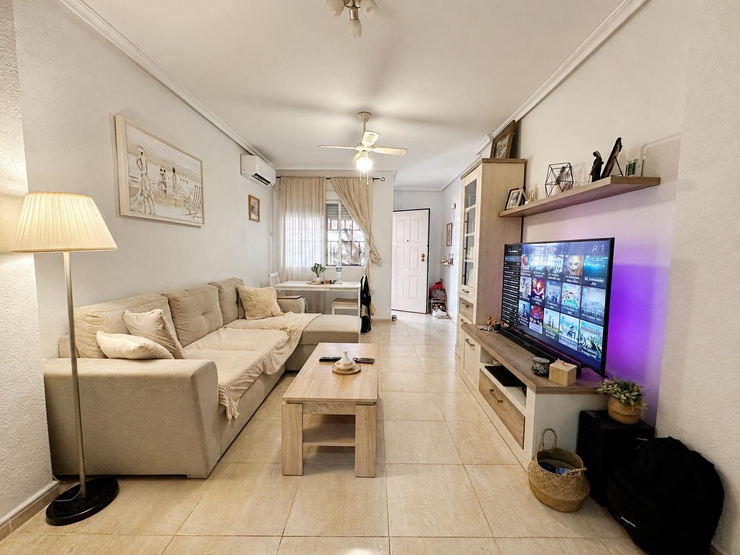 For sale - 2 Bedroom 2 Bathroom Bungalow in Orihuela Costa - Los Altos  - Alicante