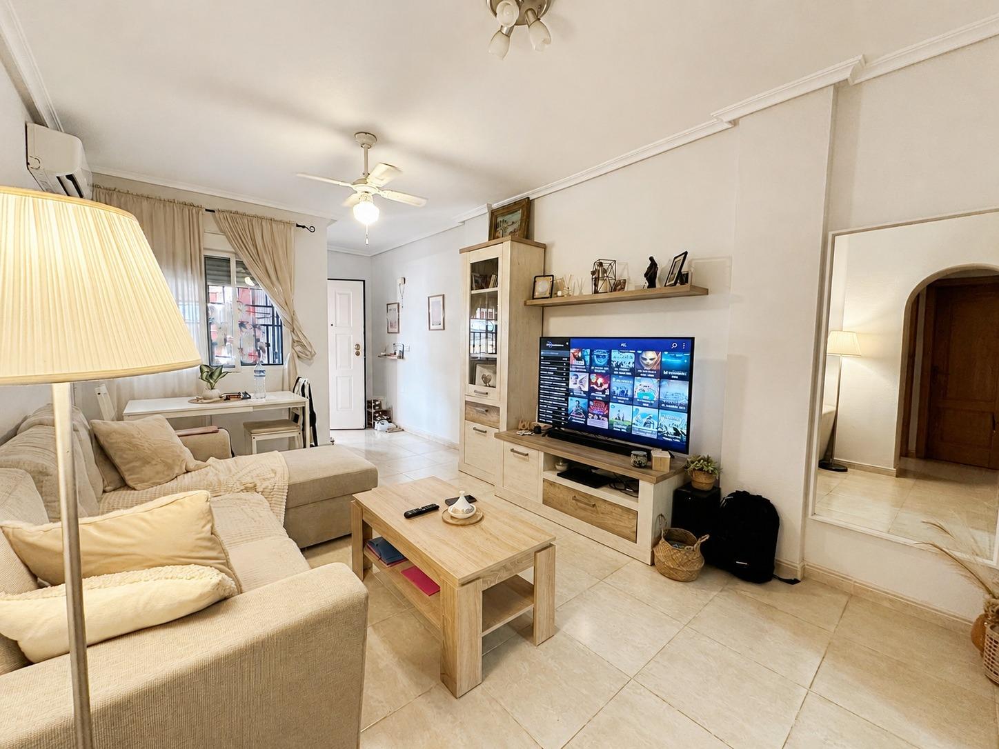 For sale - 2 Bedroom 2 Bathroom Bungalow in Orihuela Costa - Los Altos  - Alicante