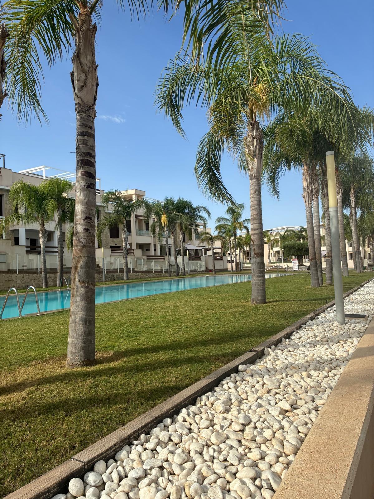 For sale - 2 Bedroom 2 Bathroom Apartment in Torrevieja - Los Balcones  - Alicante