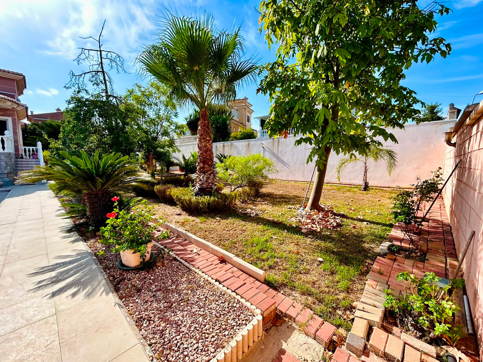 For sale - 2 Bedroom 2 Bathroom Villa in Orihuela - Inland  - Alicante