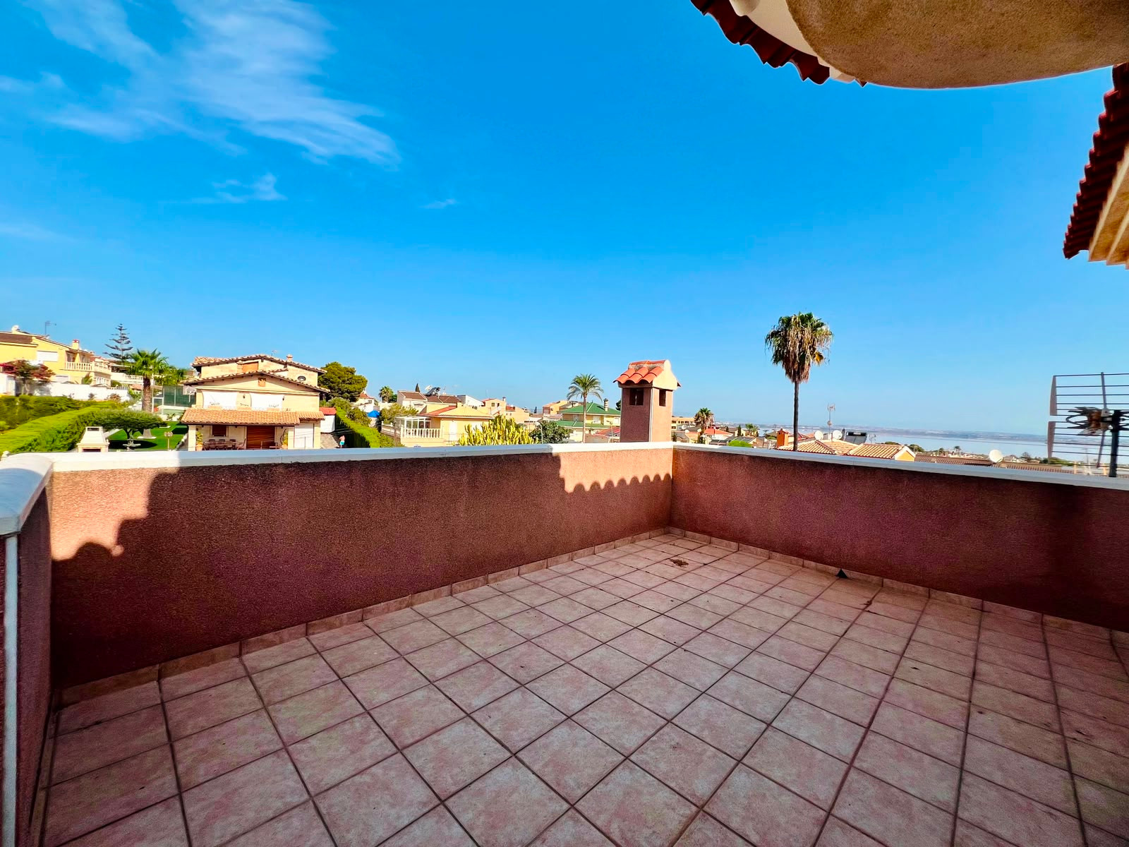 For sale - 2 Bedroom 2 Bathroom Villa in Orihuela - Inland  - Alicante