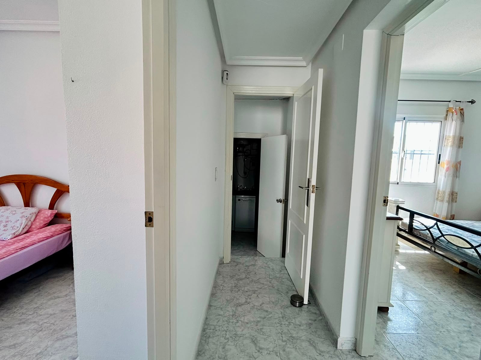 For sale - 3 Bedroom 2 Bathroom Villa in Torrevieja - Costa Blanca  - Alicante