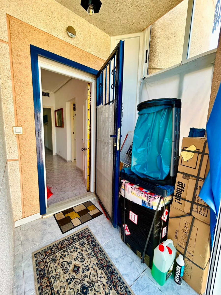 For sale - 3 Bedroom 2 Bathroom Villa in Torrevieja - Costa Blanca  - Alicante
