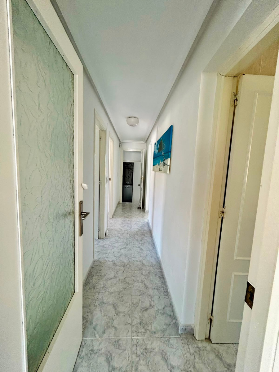 For sale - 3 Bedroom 2 Bathroom Villa in Torrevieja - Costa Blanca  - Alicante