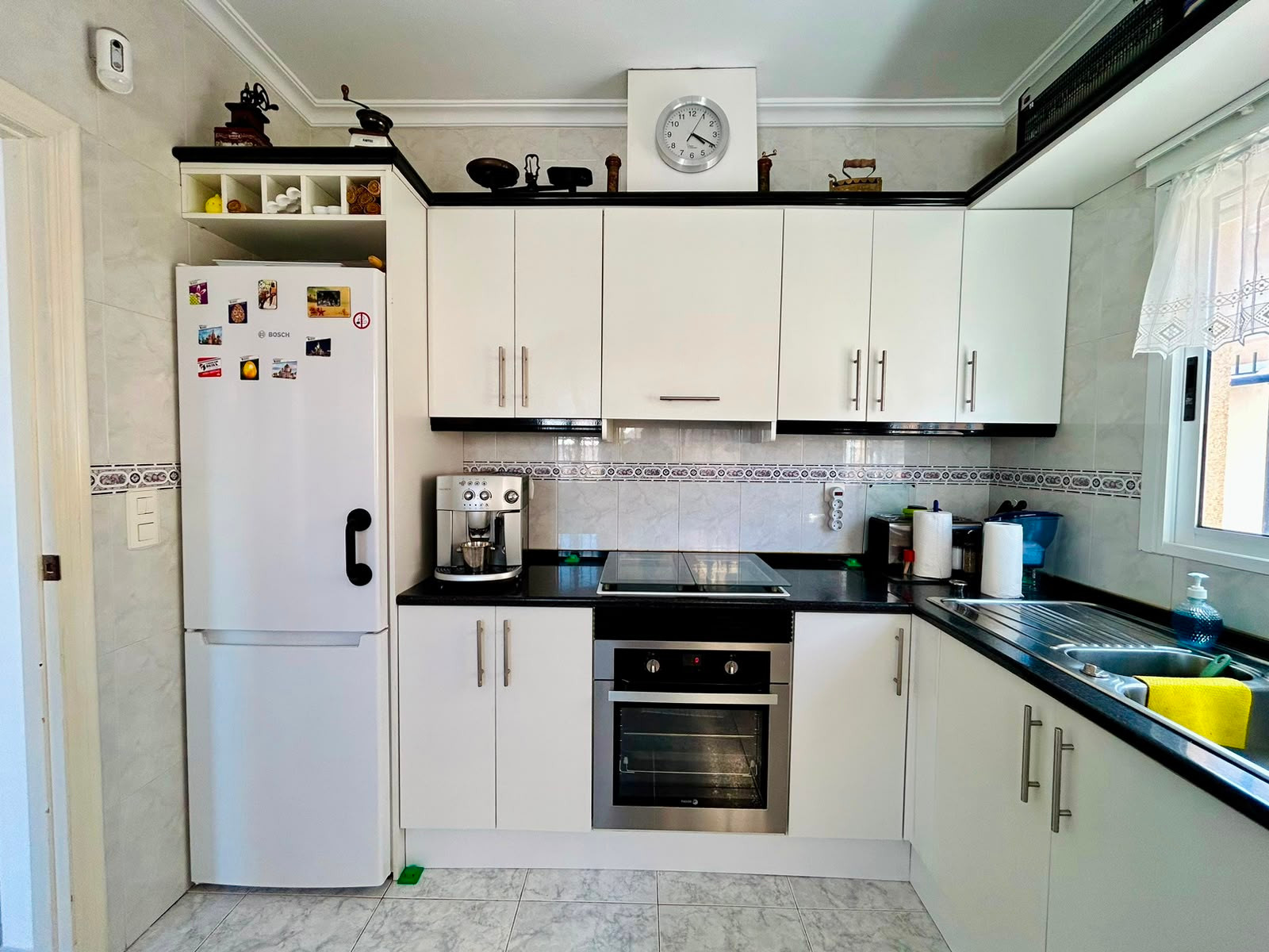 For sale - 3 Bedroom 2 Bathroom Villa in Torrevieja - Costa Blanca  - Alicante