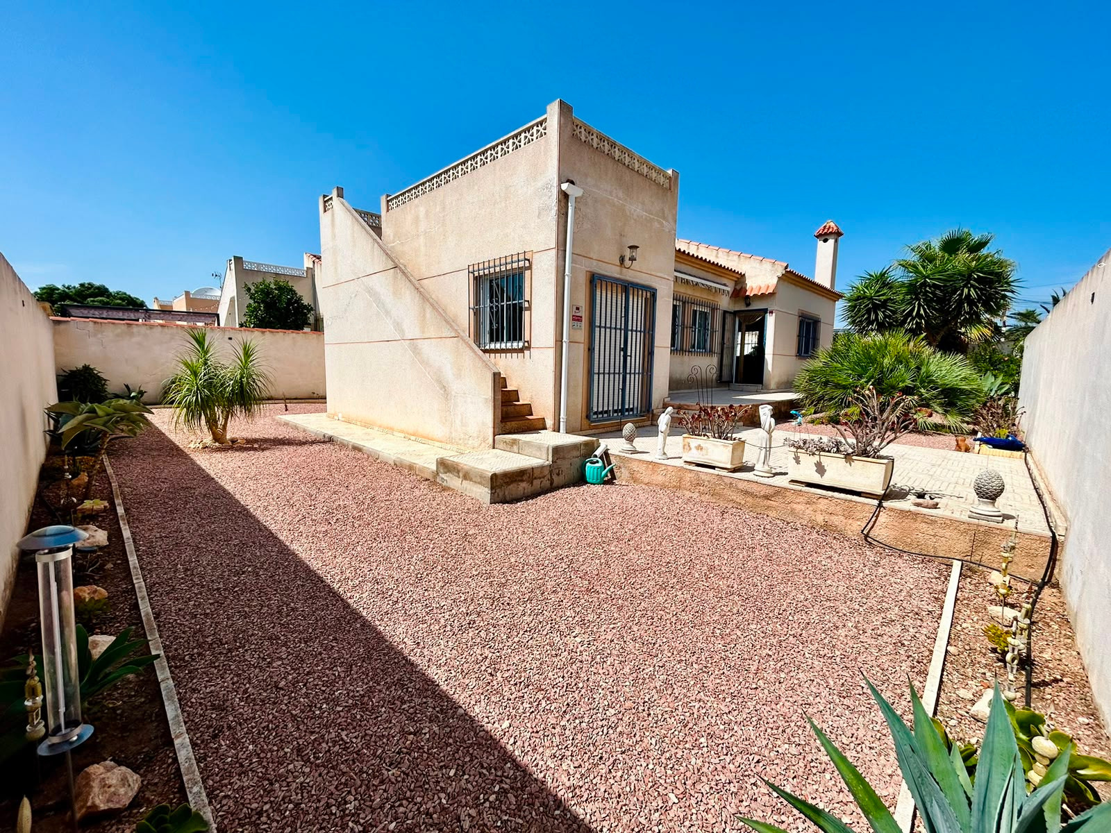 For sale - 3 Bedroom 2 Bathroom Villa in Torrevieja - Costa Blanca  - Alicante