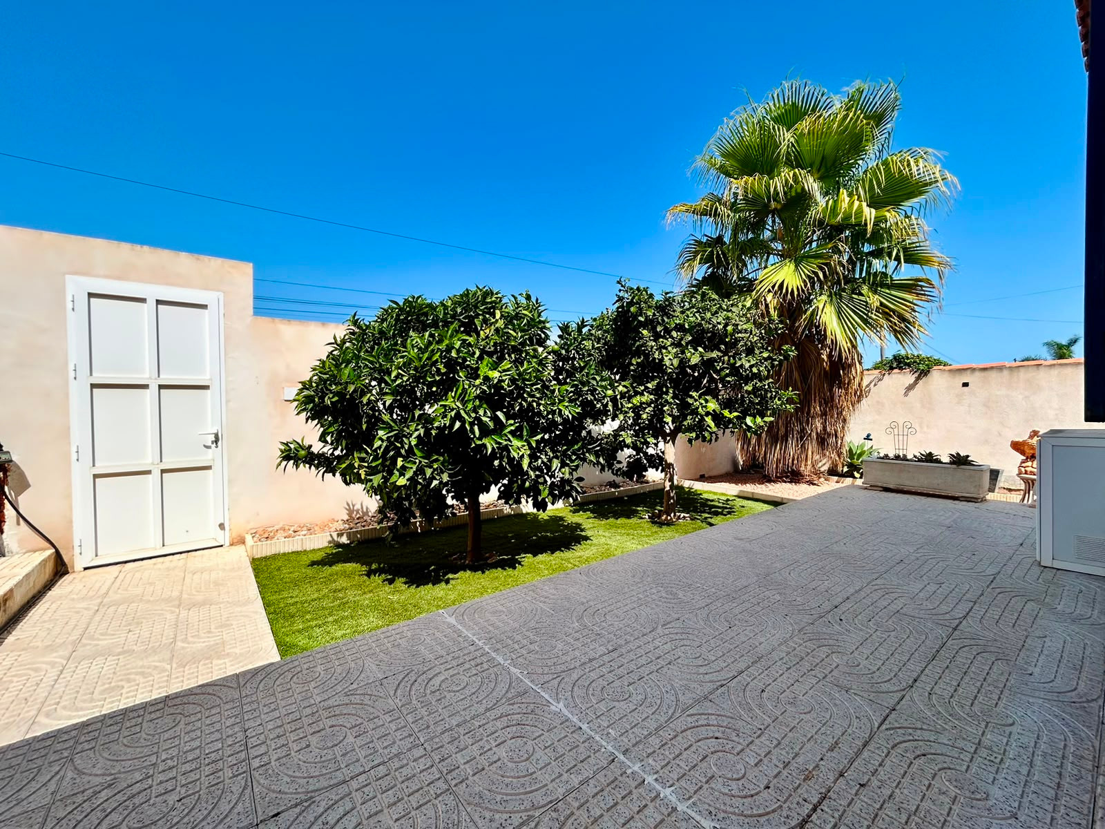 For sale - 3 Bedroom 2 Bathroom Villa in Torrevieja - Costa Blanca  - Alicante