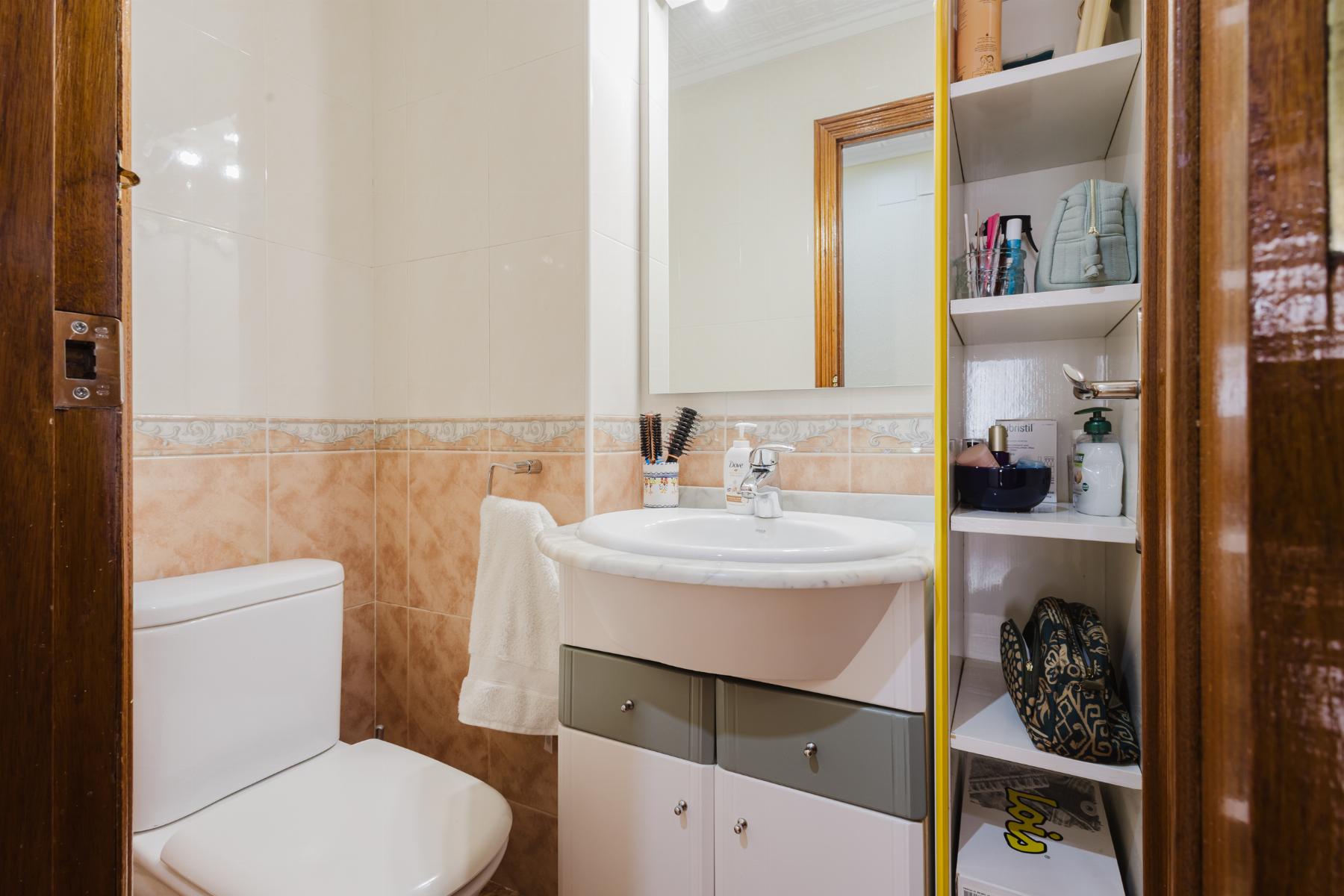For sale - 3 Bedroom 2 Bathroom Apartment in Torrevieja - Costa Blanca  - Alicante