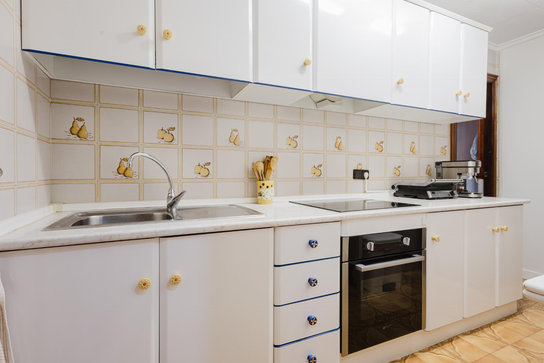 For sale - 3 Bedroom 2 Bathroom Apartment in Torrevieja - Costa Blanca  - Alicante
