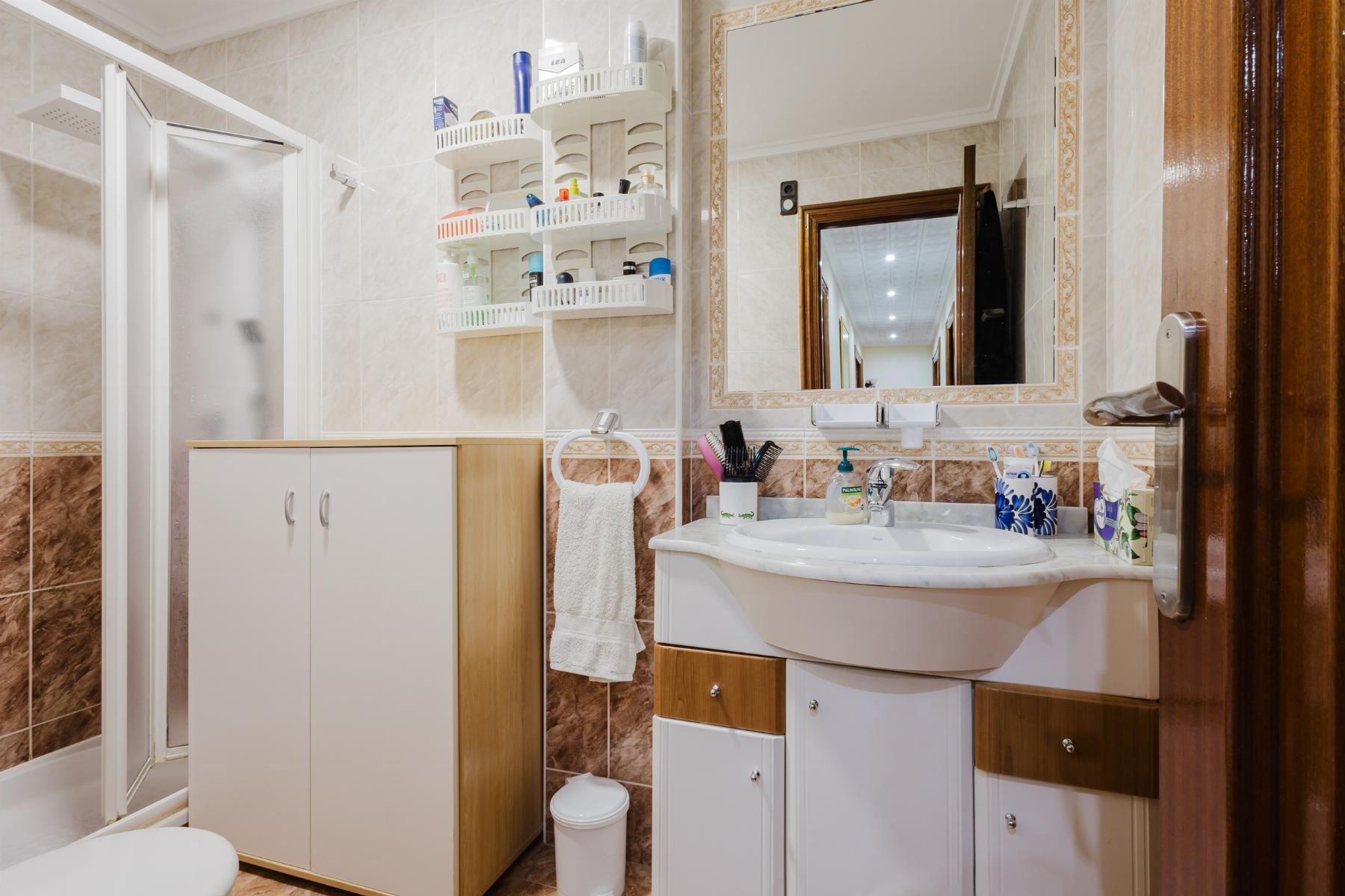 For sale - 3 Bedroom 2 Bathroom Apartment in Torrevieja - Costa Blanca  - Alicante