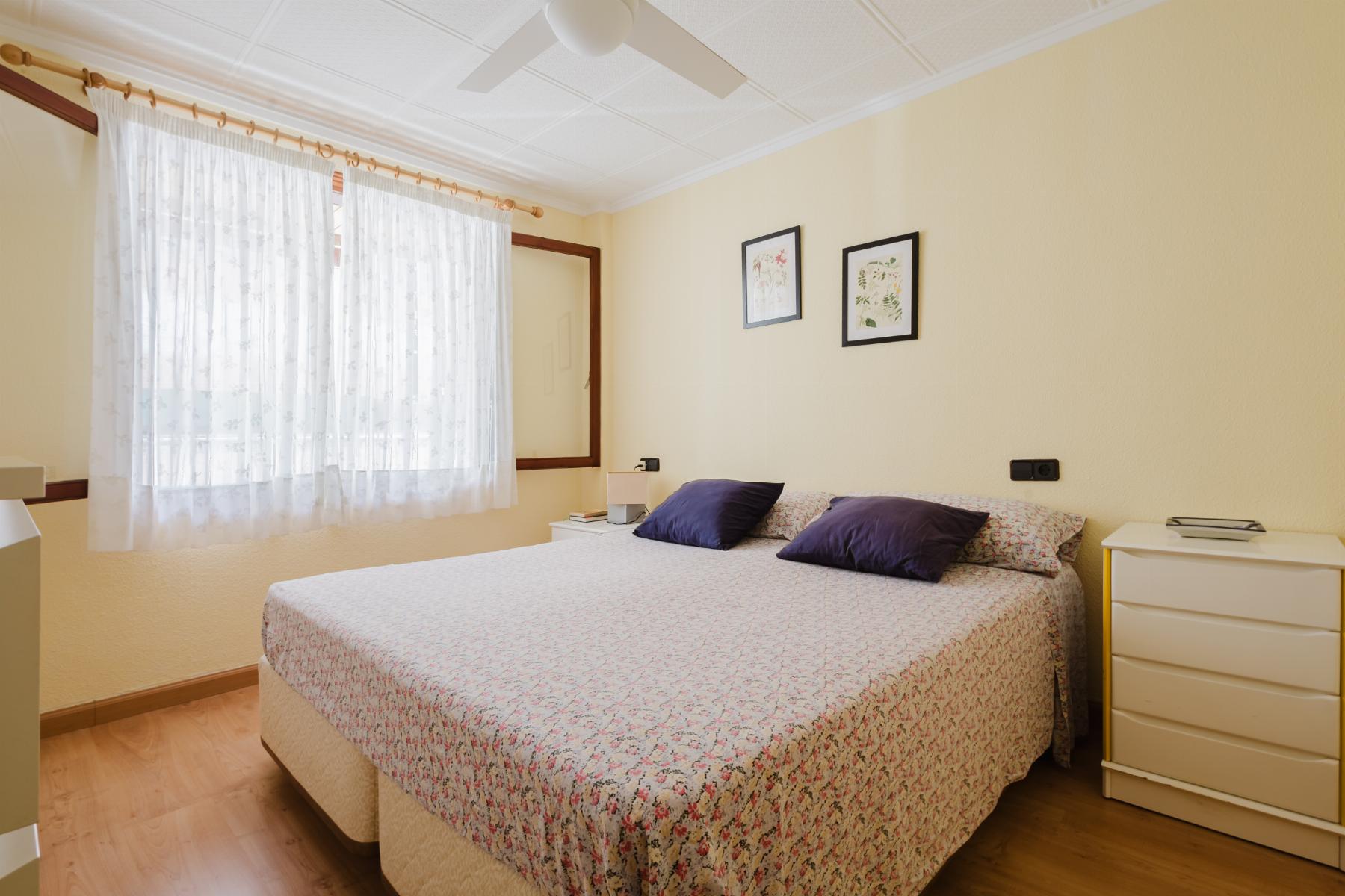 For sale - 3 Bedroom 2 Bathroom Apartment in Torrevieja - Costa Blanca  - Alicante